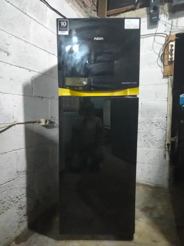 KULKAS 2PINTU ( AQUA )