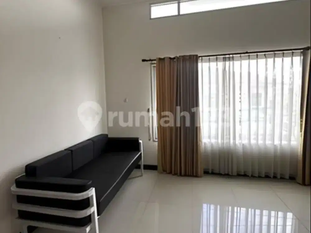 Rumah Mewah di Tengah Kota Bandung Main Road Pasir Salam