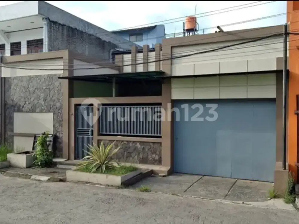 Rumah Siap Huni Dalam Komplek Cimahi Utara Bandung