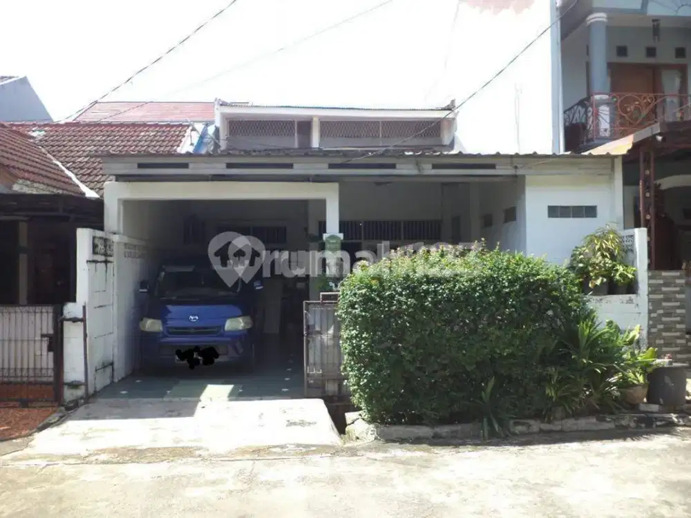 Rumah Bagus Unfurnished SHM di Tapos, Depok
