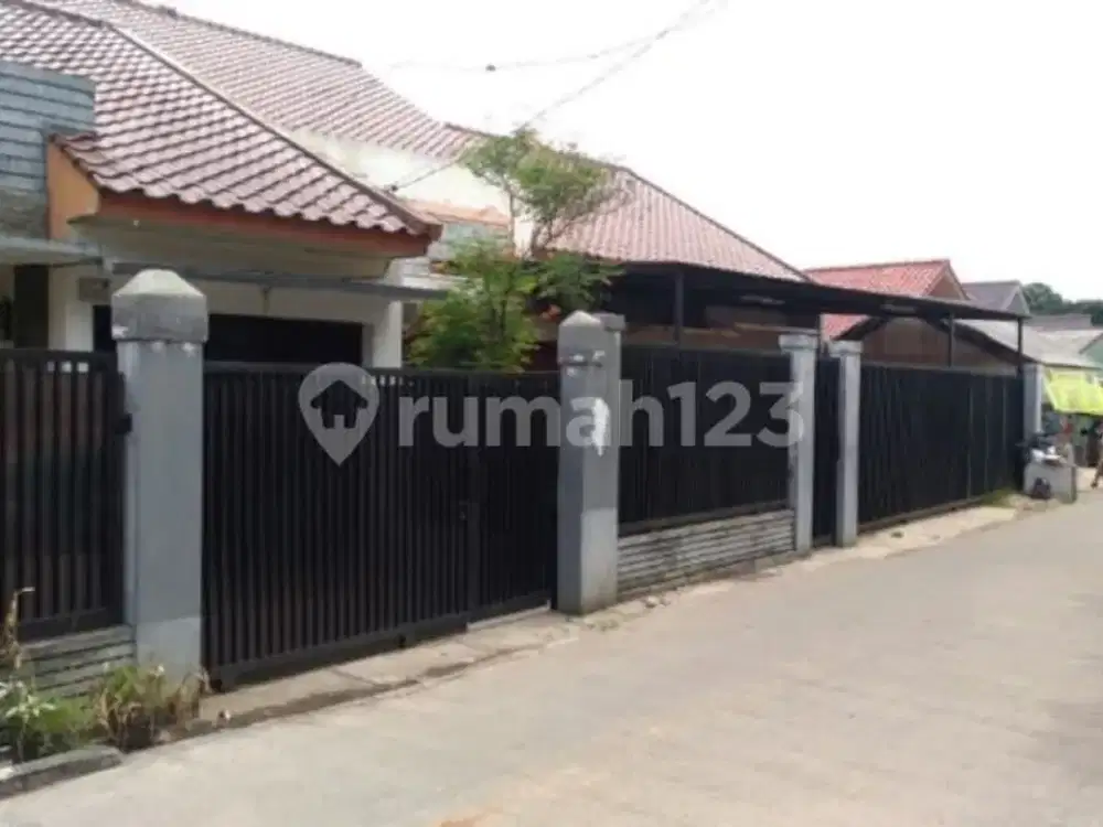Rumah yang Luas di Jl. H. Kodja