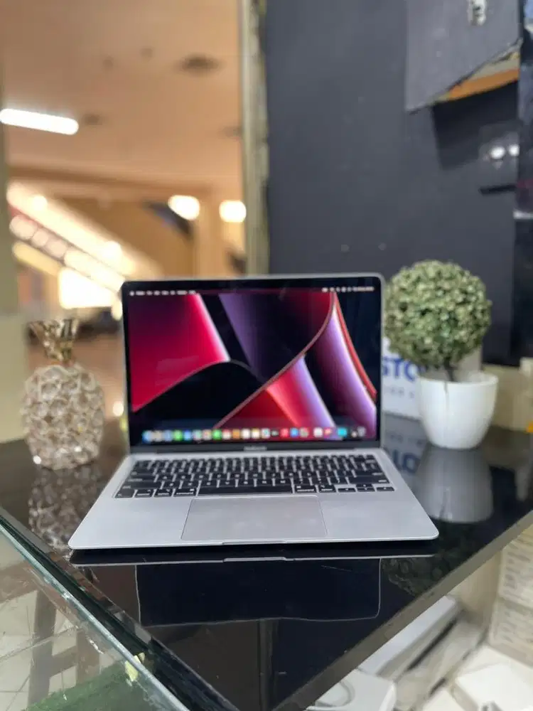 MACBOOK AIR 2020