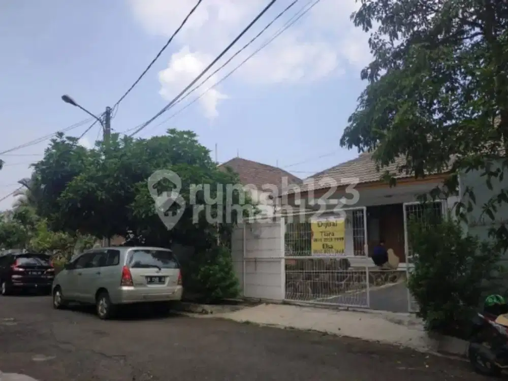 Rumah Bagus Unfurnished SHM di Pancoran Mas, Depok