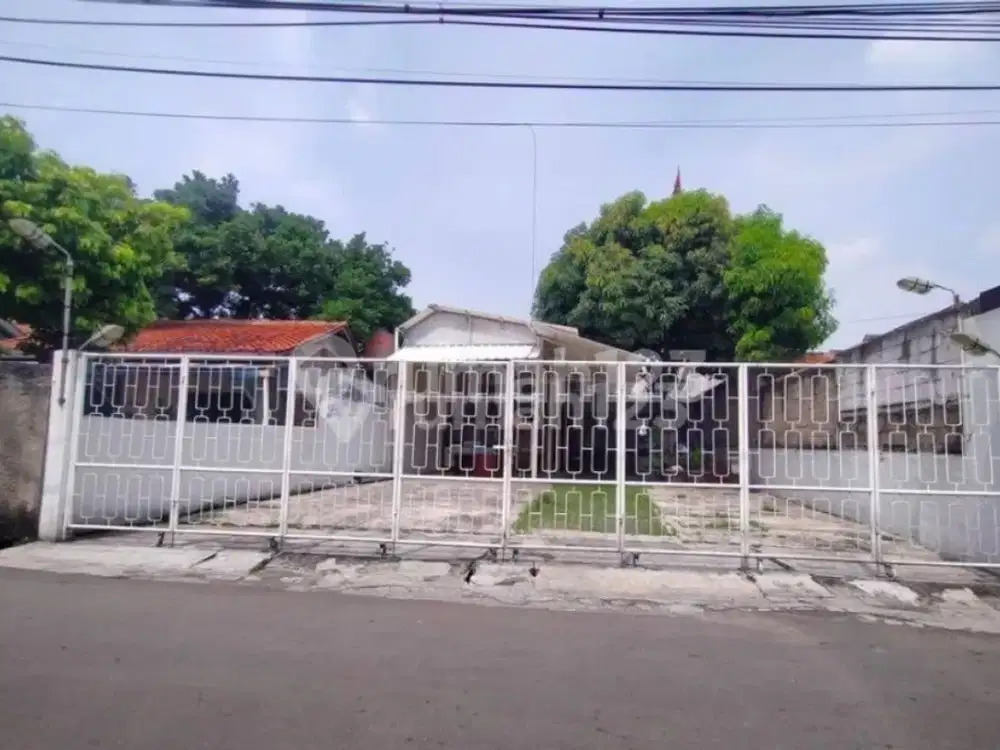 Dijual Rumah Hitung Tanah di Beji, Depok