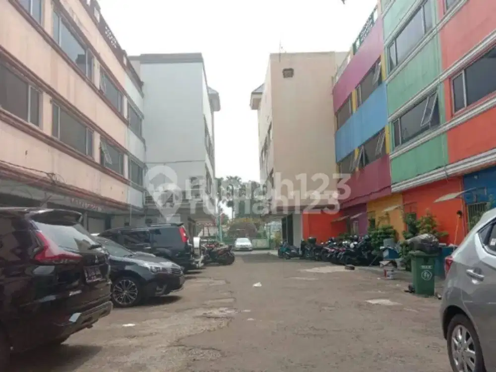 Ruko di Margonda, Depok 4.000 m Bagus SHM