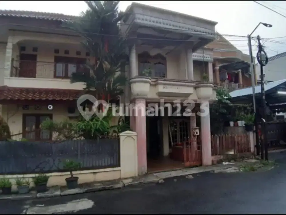 Rumah Bagus SHM di Beji, Depok
