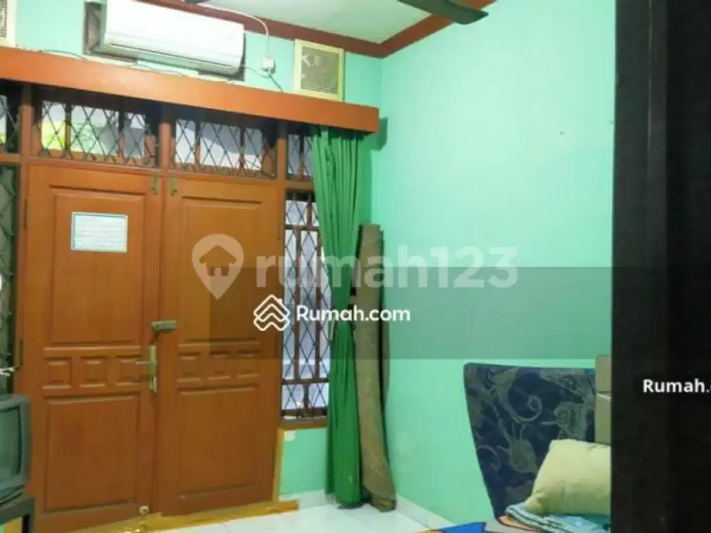 Dijual Rumah 2 Lantai di Perumahan Bebas Banjir Lokasi Strategis