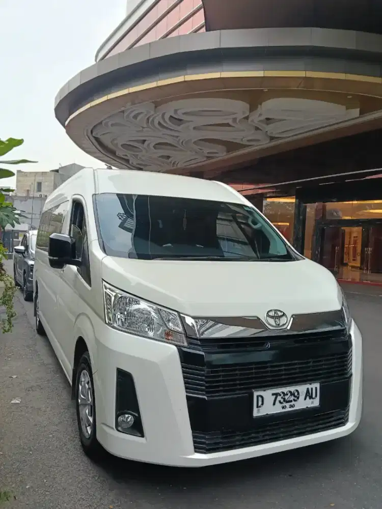 Rental HIACE Sewa Hiace Premio