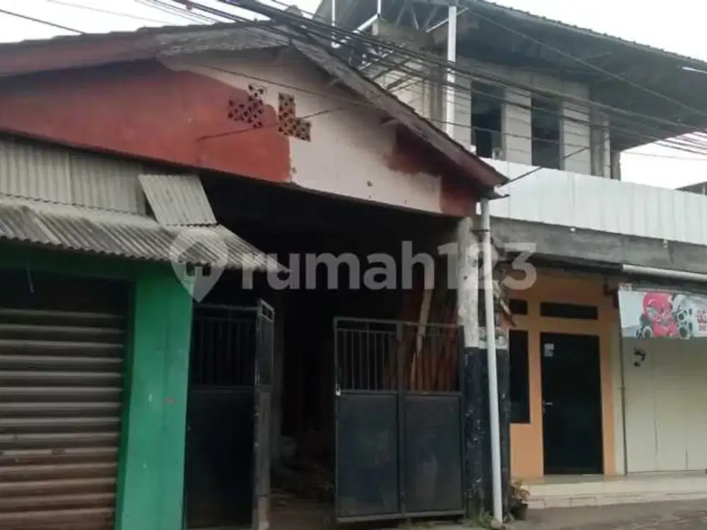 Rumah Untuk Workshop dan Gudang di Jalan Alternatif Puncak