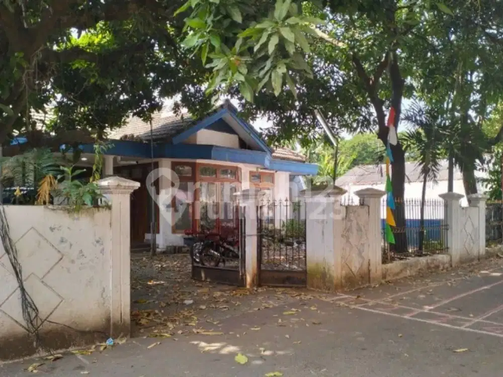 Tanah di Margonda, Depok SHM 1.045 m²