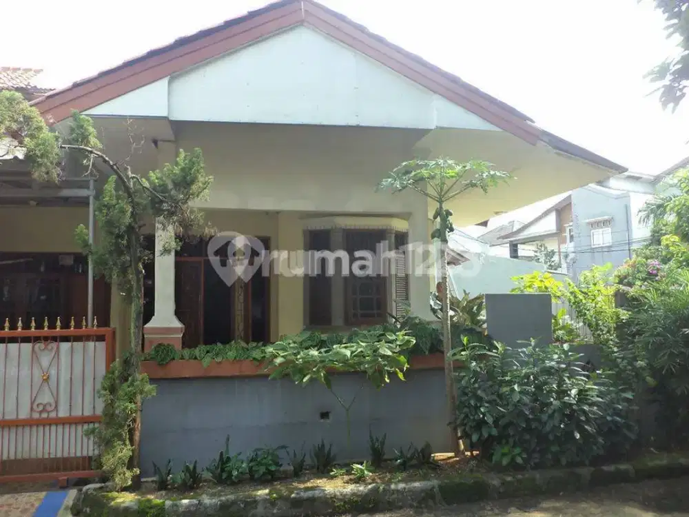Rumah Bagus Unfurnished SHM di Cimanggis, Depok