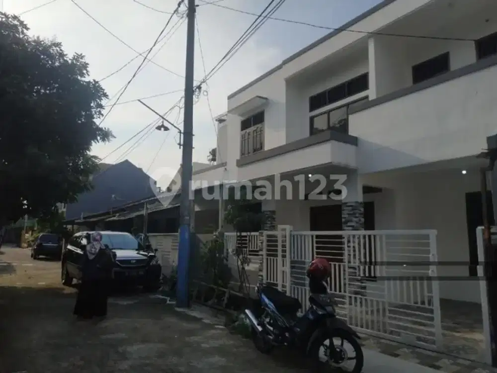 Rumah bagus 2 lantai di kelapa dua depok