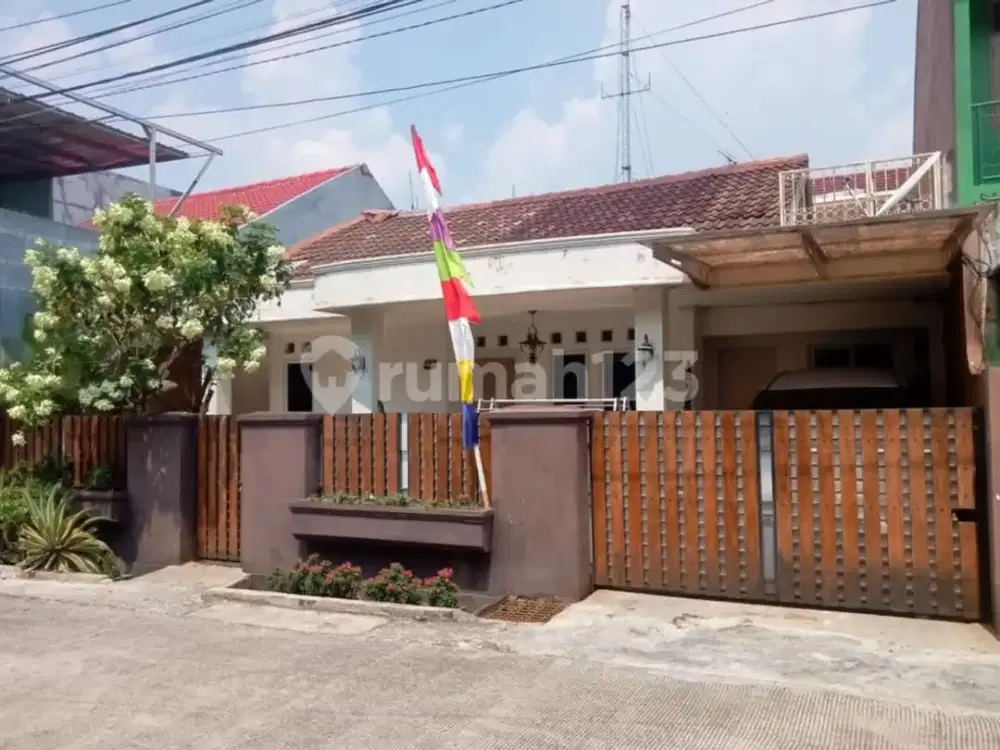 Rumah Siap Huni, Asri Dan Nyaman, Dekat Tol Cijago Depok