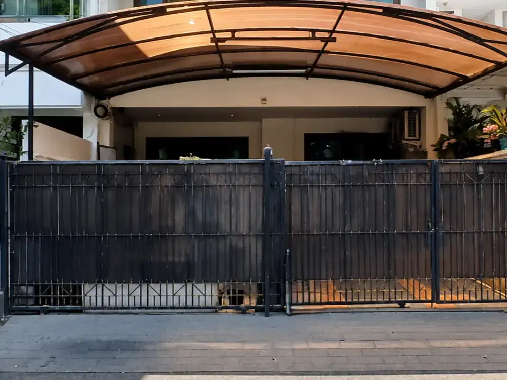 Rumah 2,5lt luas 6x17 102meter 4KT Kelapa Gading Jakarta Utara