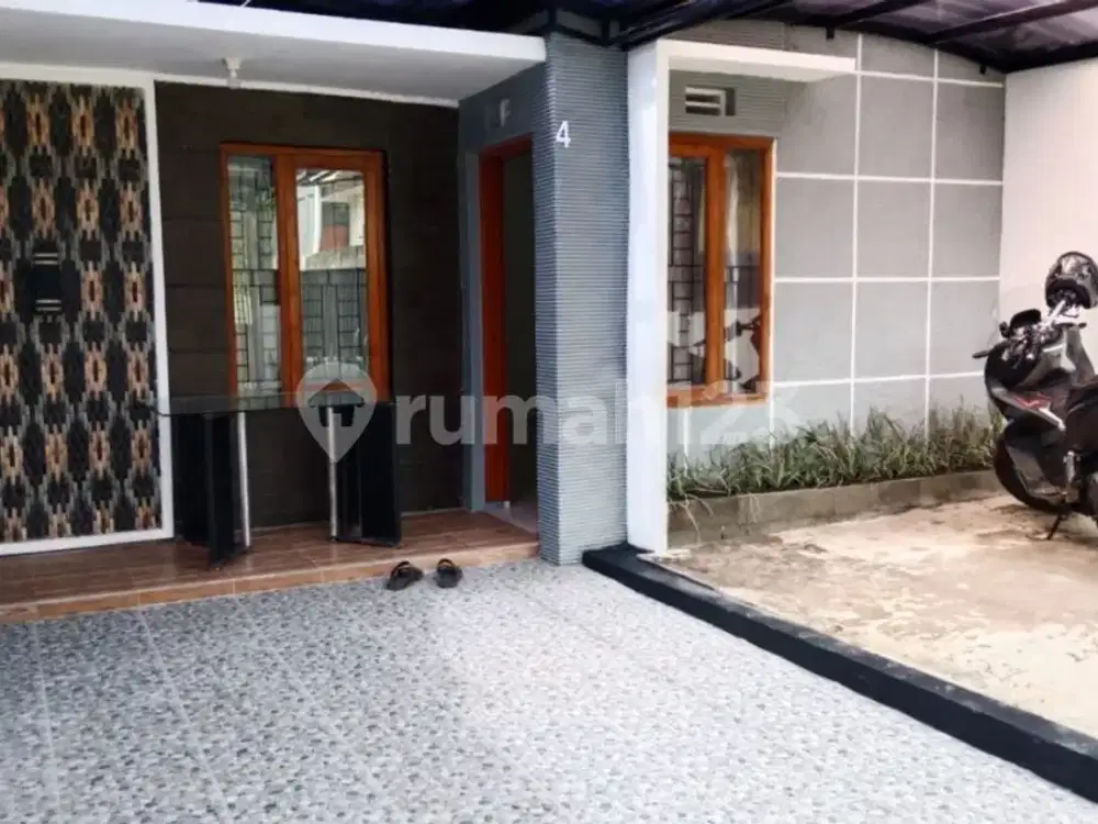 Rumah Terawat Siap Huni di Sariwangi Bandung Barat