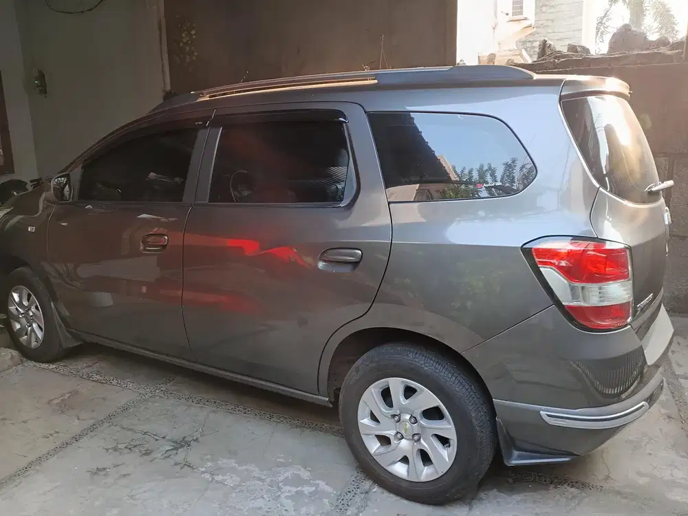 Chevrolet Spin 2015 Bensin