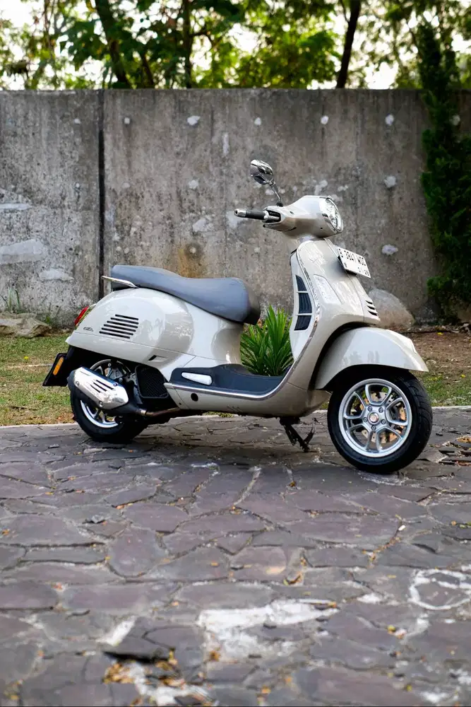 VESPA GTS 150 IGET ABS 2023 MURAHH BANGETTT