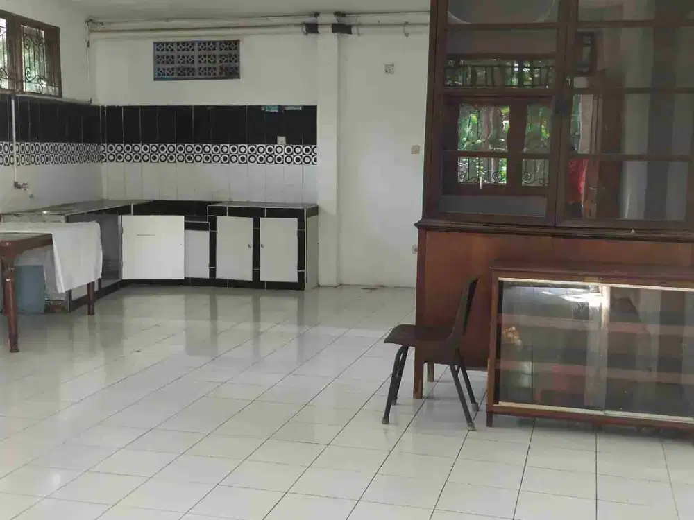 Disewakan Murah Rmh taman palem