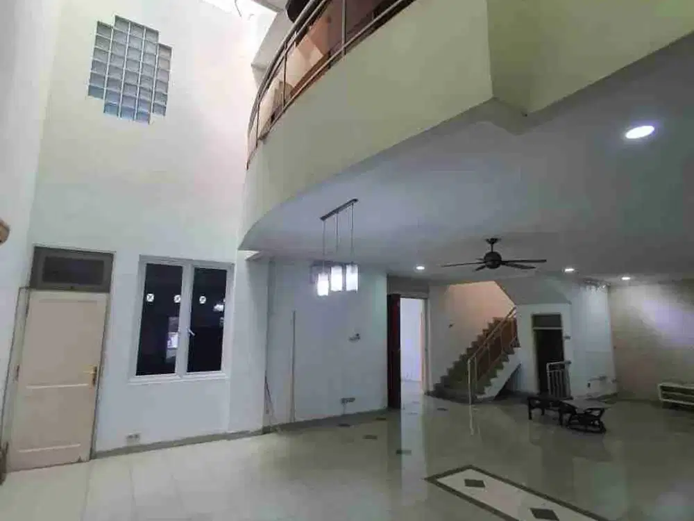 Disewakan Rumah Muara Karang Siap Huni