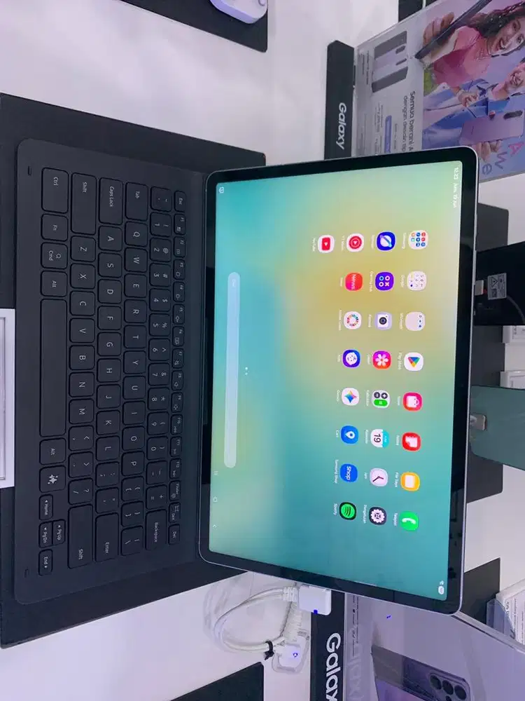 SAMSUNG GALAXY tab S10 FE+