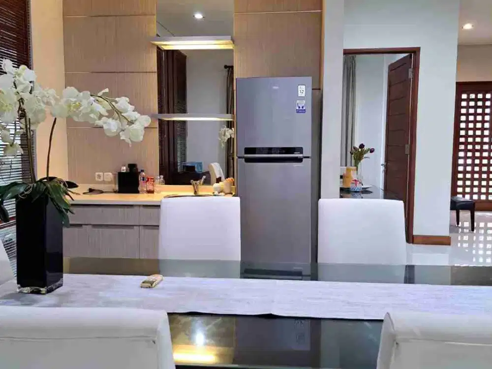 dijual MURAH rumah full furnished siap huni Pakuwon Indah vbr villa bukit Regency