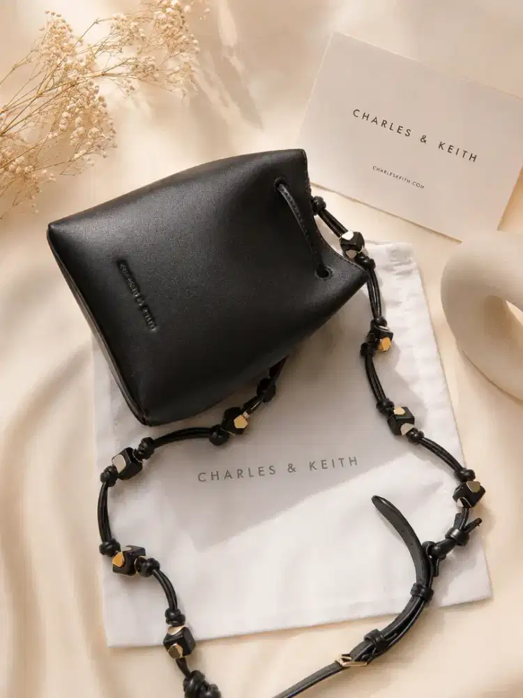 TAS CHARLES&KEITH 100%ORI