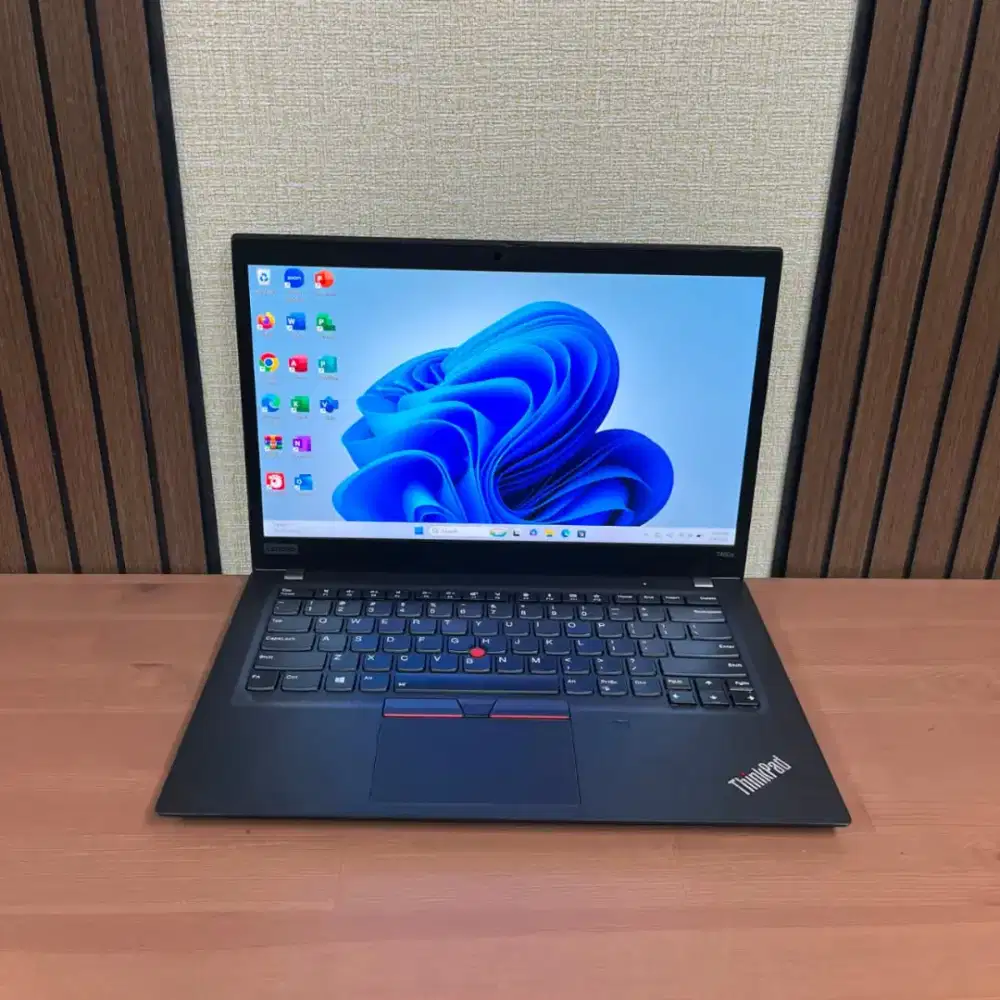 Lenovo Thinkpad T490s | Core i7 Gen 8 | RAM 16GB