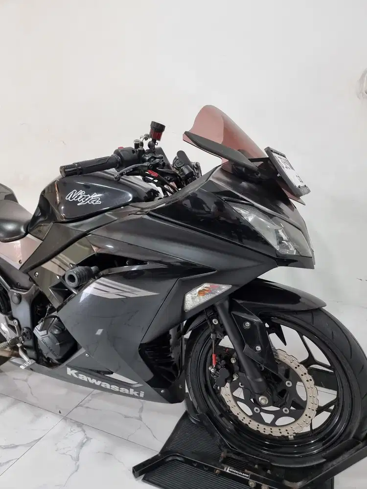 Kawasaki Ninja 250 Fi 2018 bln 3 Modif branded cakep siap gaspol