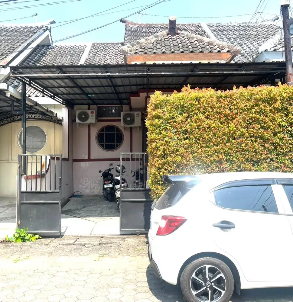 Sewa rumah / Jual Rumah - Tengah Kota Semarang