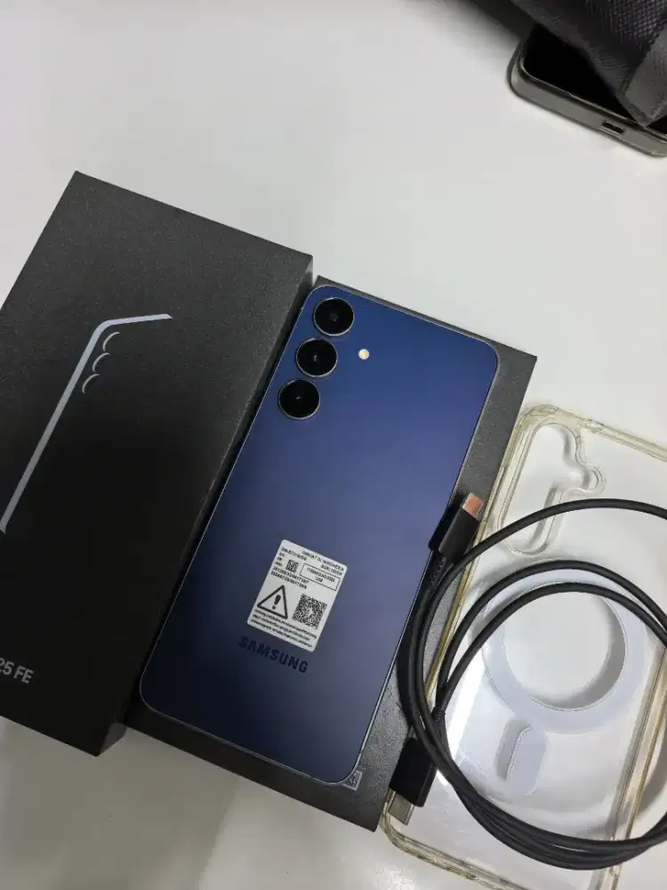 Galaxy s25 fe 256gb garansi on