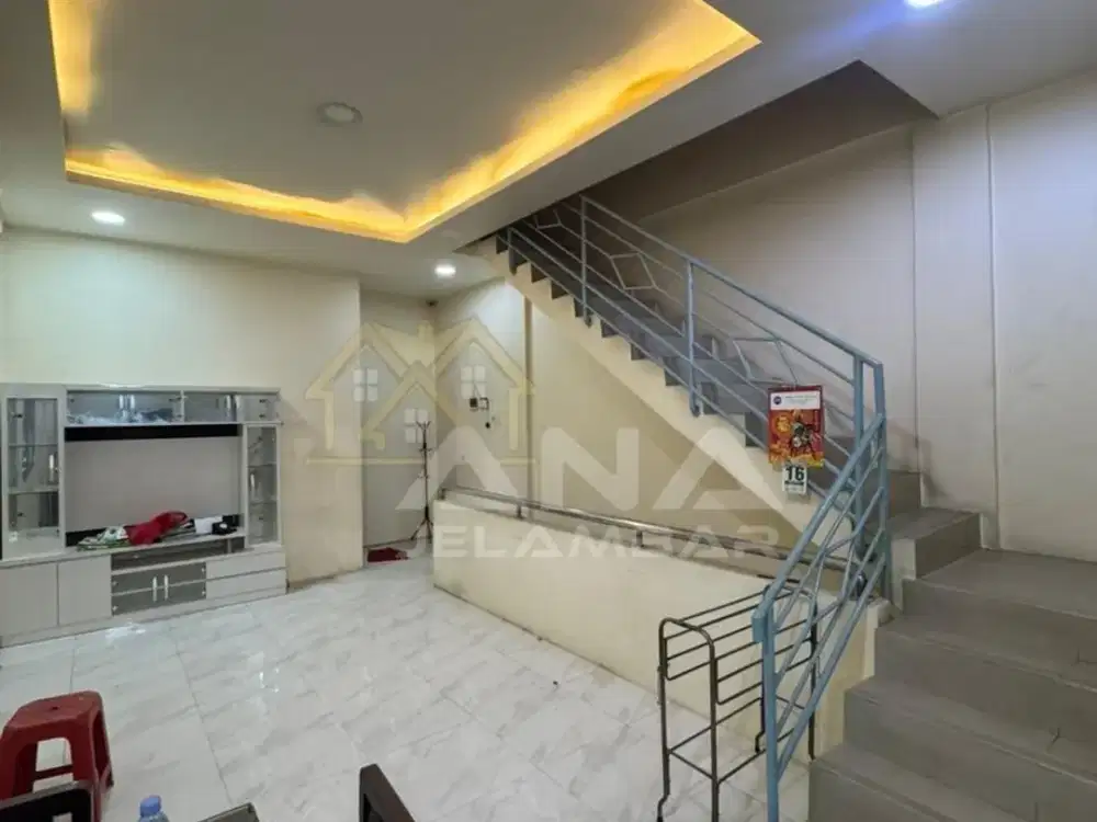 ANA RUMAH MURAH KONDISI OKE UK 4.5X17M DI JELAMBAR