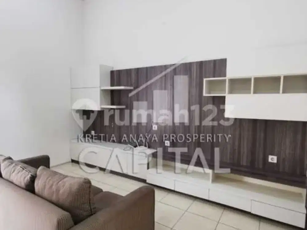 Rumah Terawat dengan Design Interior Minimalis di Tatar Wangsakerta Kota Baru Parahyangan