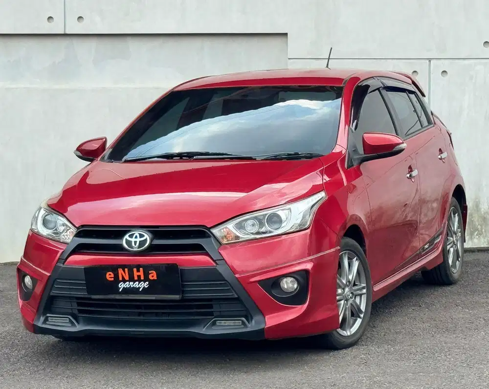 DP 16 JT.. Toyota YARIS TRDs 1.5 M/T 2016.. eNHa garage Semarang..