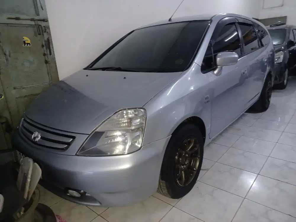 Honda Stream 2003 Bensin
