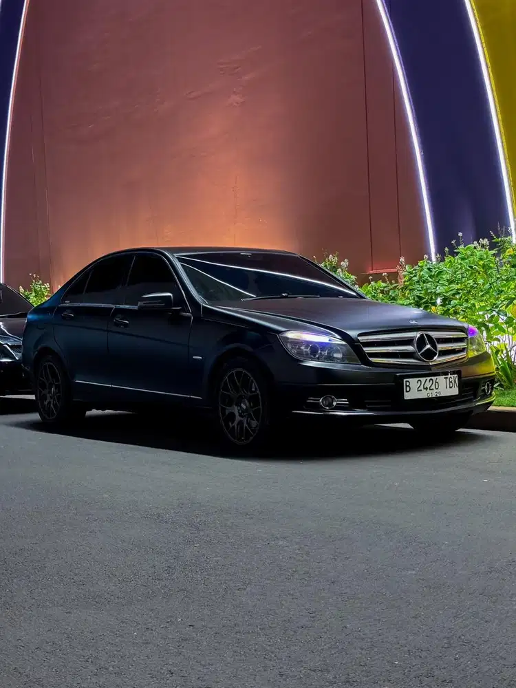 Mercedes-Benz C200 2009 Bensin