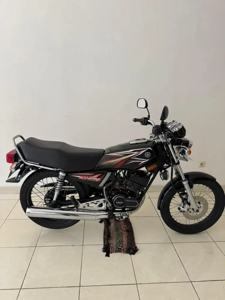 RX KING HITAM ISTIMEWAH