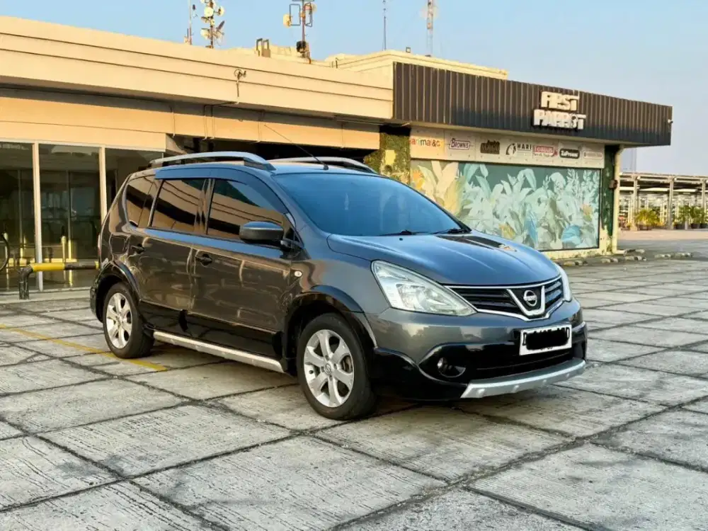 Nissan Livina X-Gear Matic 2013Low KM 83RB Antik
