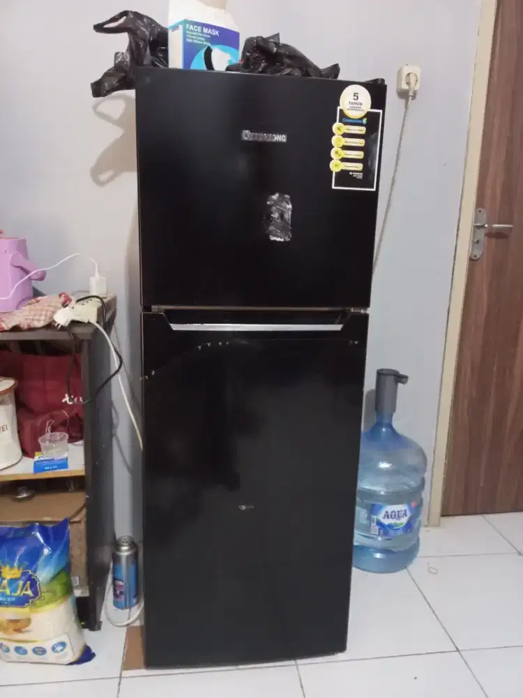 Jual kulkas 2 pintu Changhong minus nga dingin kulkas mulus banget