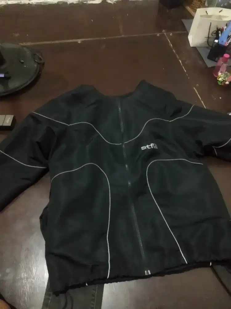 jaket saticfation (L) & celana rucas (32)