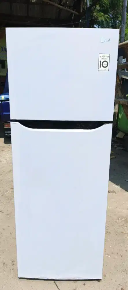 Kulkas pintu 2 lg inverter tinggi original