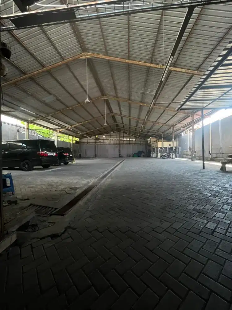Rumah plus tempat usaha