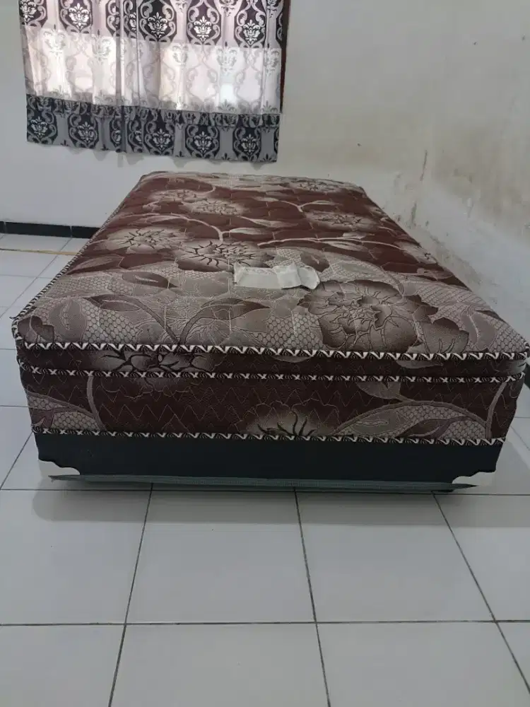 Preloved Kasur Sprindbed