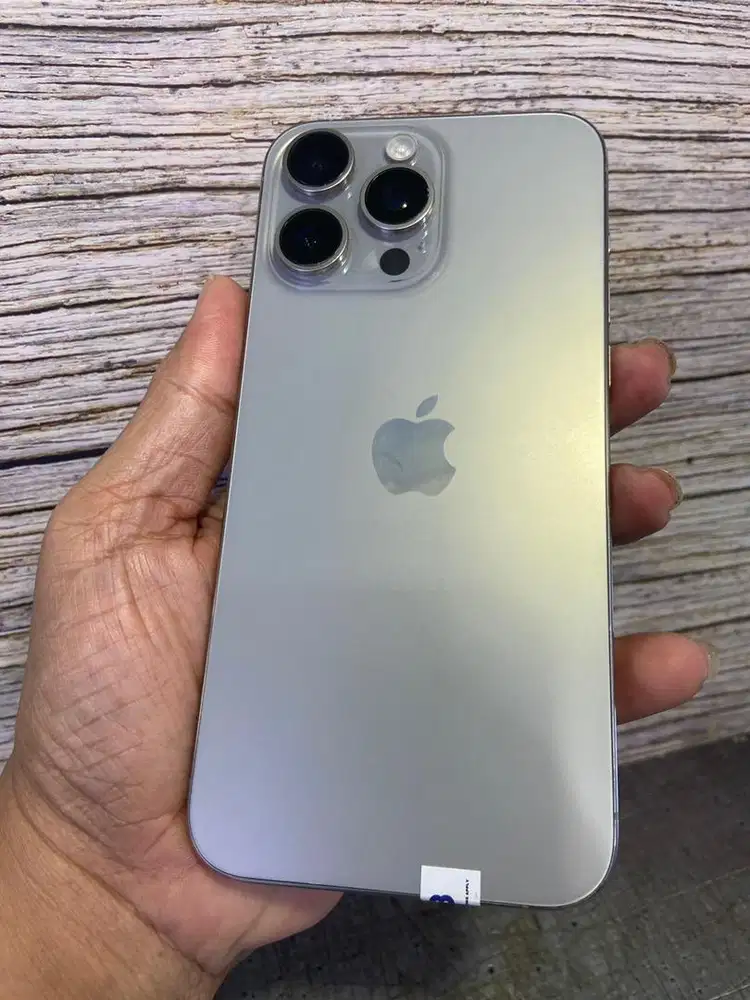Second IPHONE 15 PROMAX 512gb Natural Titanium IBOX Welljoss