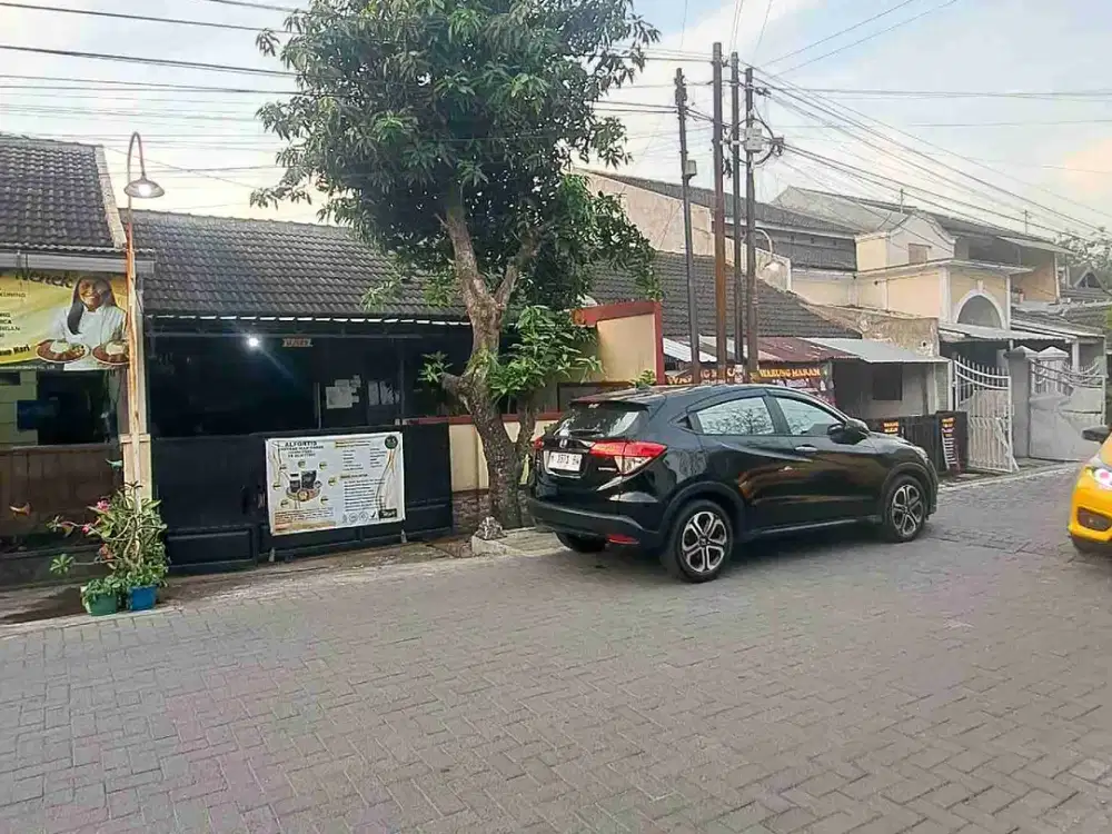 Rumah Second 1 Lantai LT 169m² Ada Tanah Luas di Belakang