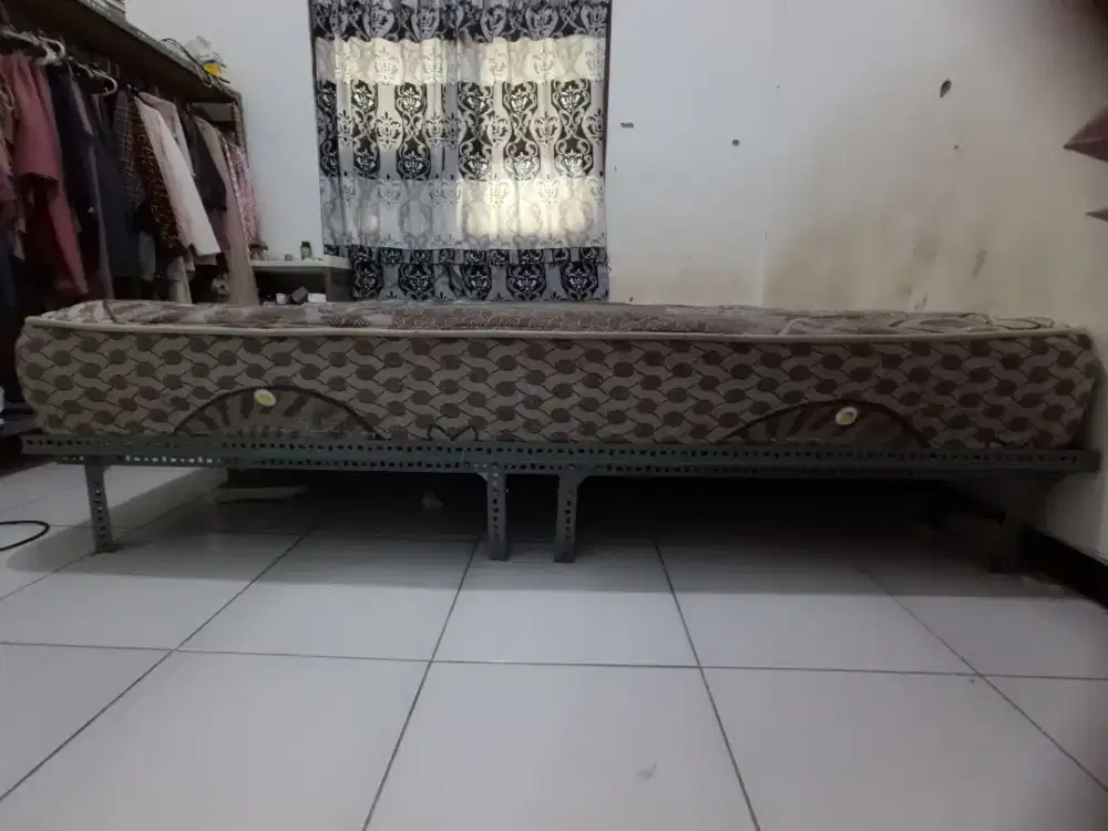 Preloved Kasur springbed