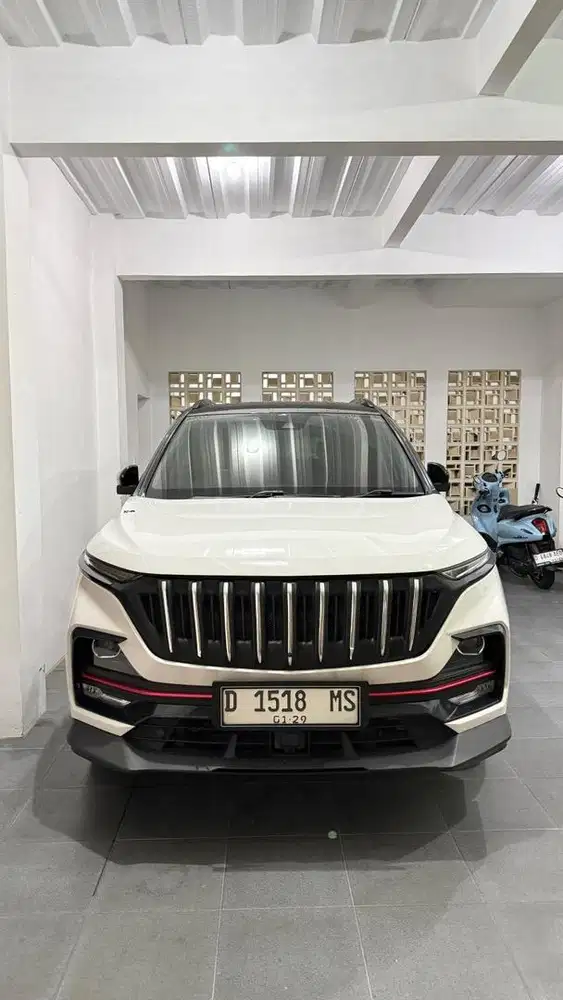 Wuling almaz rs pro putih ,mulus km rendah