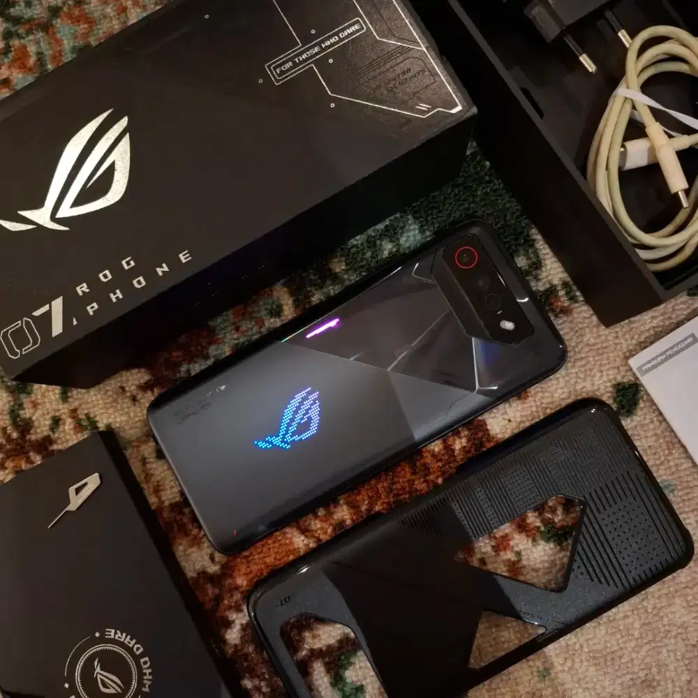 Asus Rog Phone 7 - 8 256Gb | Bekas