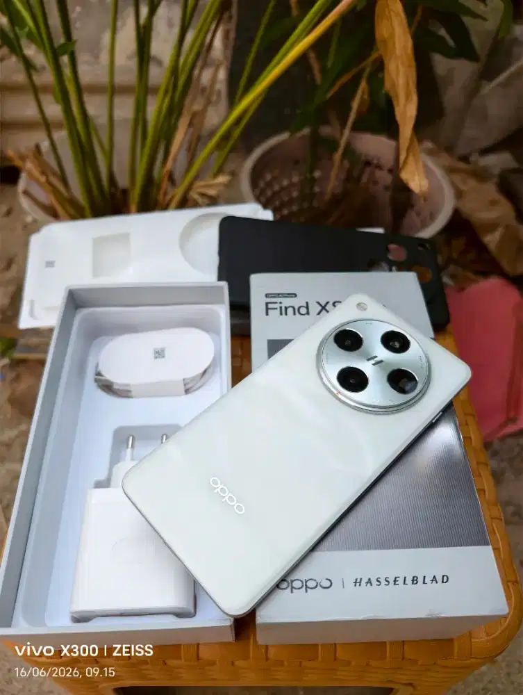 Oppo find X8 Pro 16/512 fullset ori
