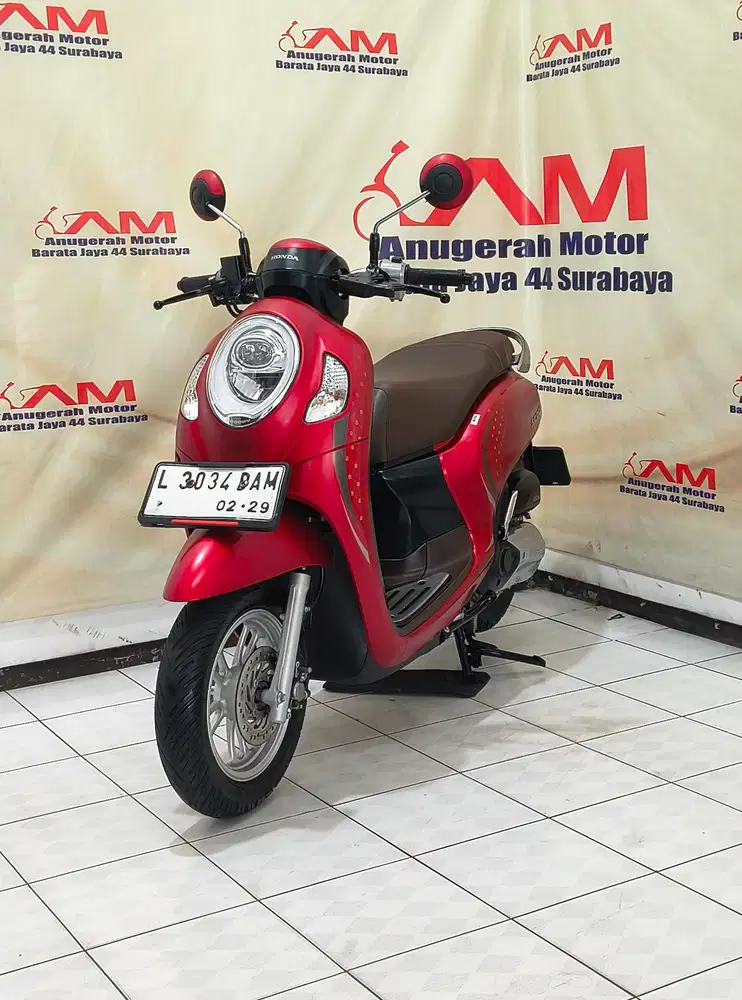 Km rendah Honda Scoopy stylish tahun 2024 merah Doff