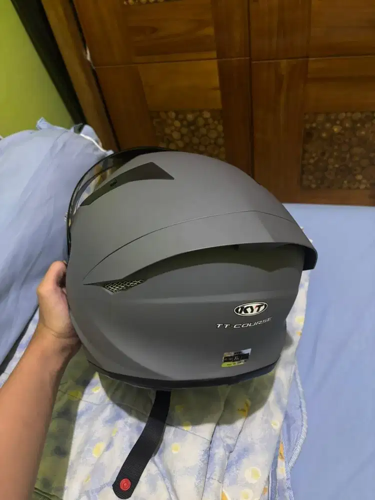 helm KYT TT Course
